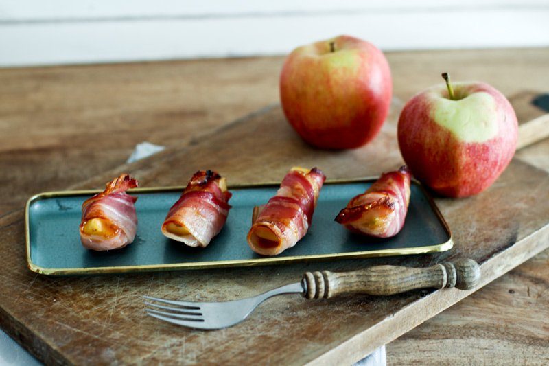 Apfel Bacon Spalten mit Vanillezucker - Fingerfood vom Grill