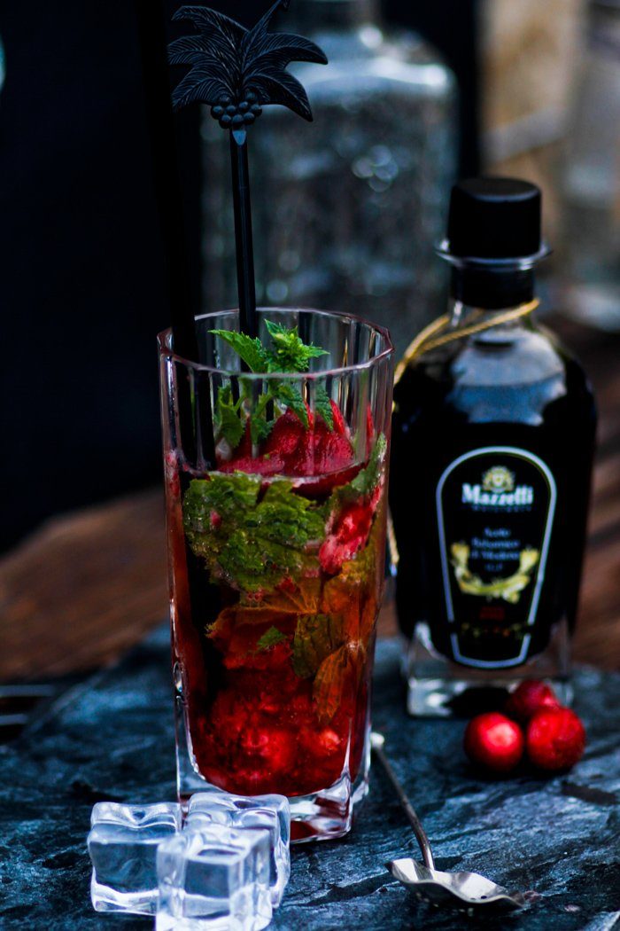 Sommercocktail - Erdbeer Mojito im Italian Style mit Mazzetti l’originale Sommercocktail - Erdbeer Mojito im Italian Style mit Mazzetti l’originale