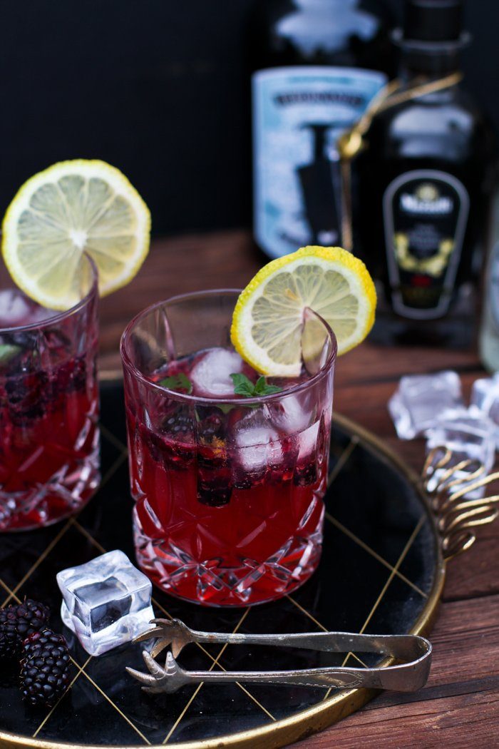 In Getränk 2017 - Gin Tonic Blackberry Lemon mit Mazzetti l’originale In Getränk 2017 - Gin Tonic Blackberry Lemon mit Mazzetti l’originale