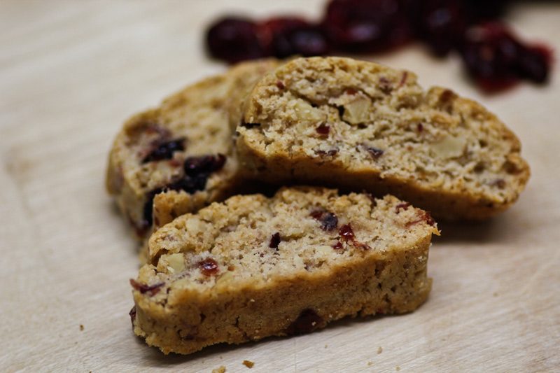 Cantuccini selber machen - Rezept mit Walnüssen und Cranberries