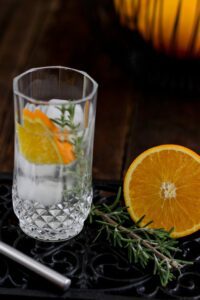 Rosmarin & Orange im Gin