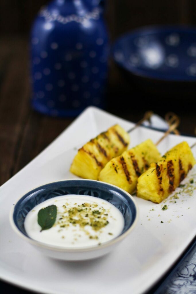 Gegrillte Ananas mit Kokos-Rum Soße als Nachspeise