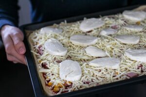 Fluffiger Pizzateig Rezept - selber machen