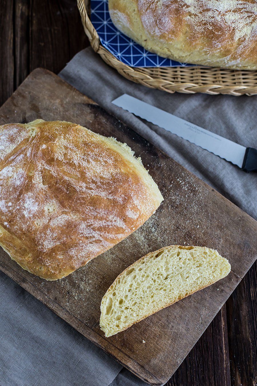 Grieß Baguette Rezept - fluffiges Weißbrot selber backen