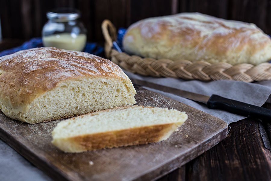 Grieß Baguette Rezept - fluffiges Weißbrot selber backen