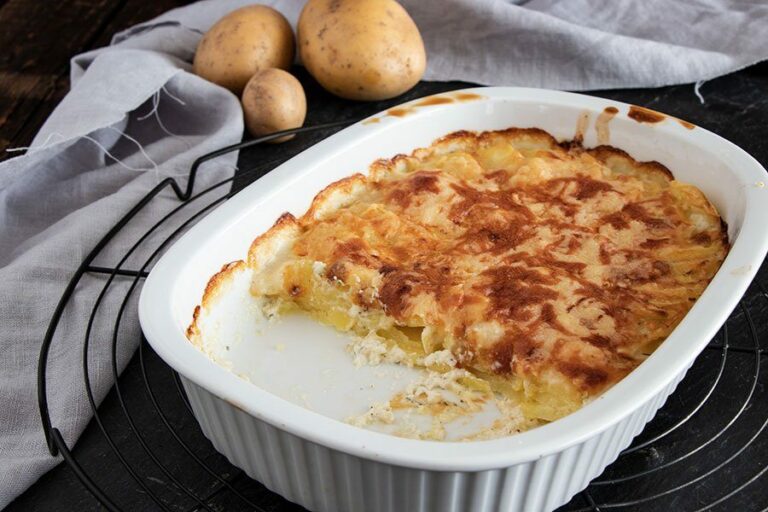 Einfaches Kartoffelgratin Rezept mit Frischkäse und Sahne