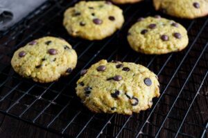 Idee für die Kürbiszeit: Kürbis Cookies Rezept mit Schokodrops