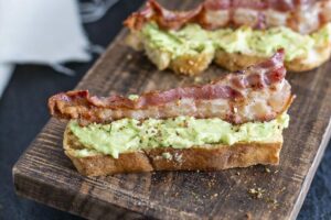 Fingerfood - Avocado Bacon Mini Baguettes