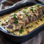 Braten mit Champignons und Käse