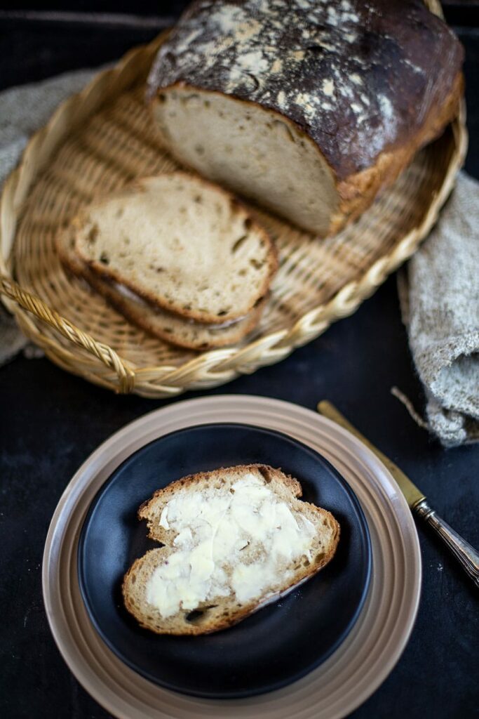 Brot mit frischer Butter