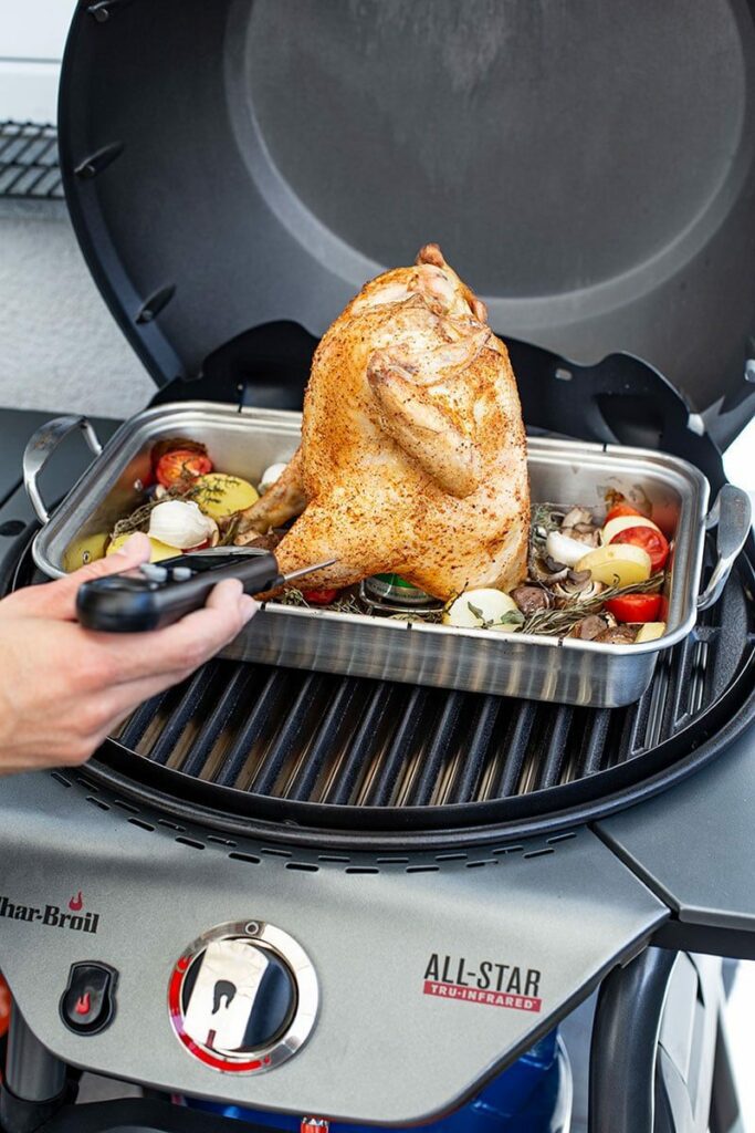 Kooperationen 1 Bierdosenhähnchen vom Gasgrill mit dem Char-Broil All-Star Gas