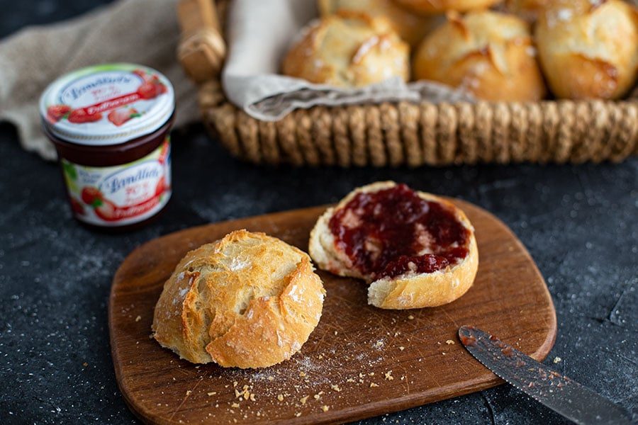 Weizenbrötchen zum Frühstück