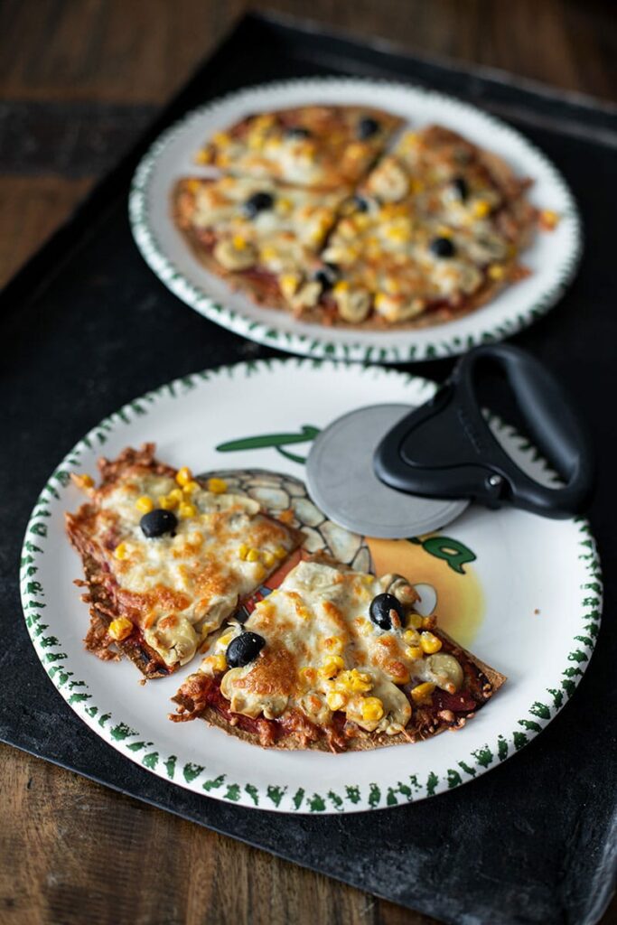 Kalorienarme Pizza Variante die schmeckt – Tortilla Pizza / Wrap Pizza