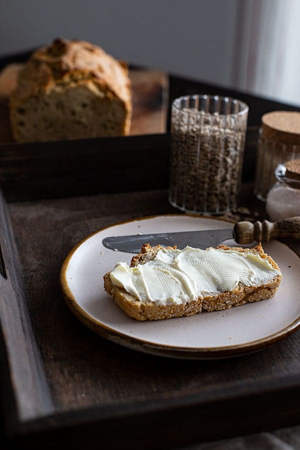 Brot backen mit Hafermehl - Knuspriges Kastenbrot 3 Frisches Brot selber backen