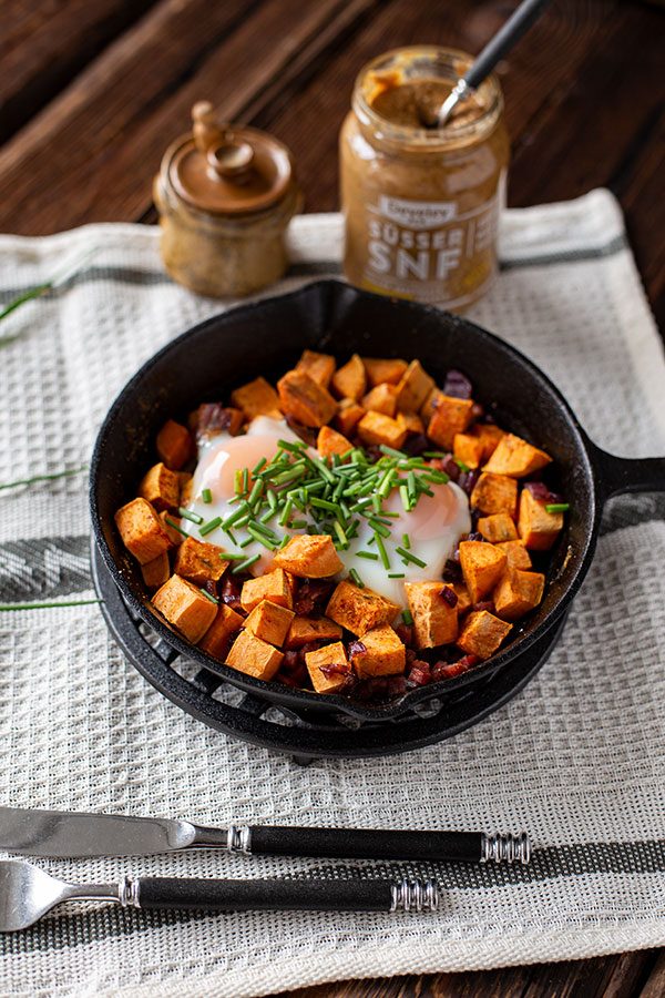 Deftiges Bauernfrühstück mit Süßkartoffel