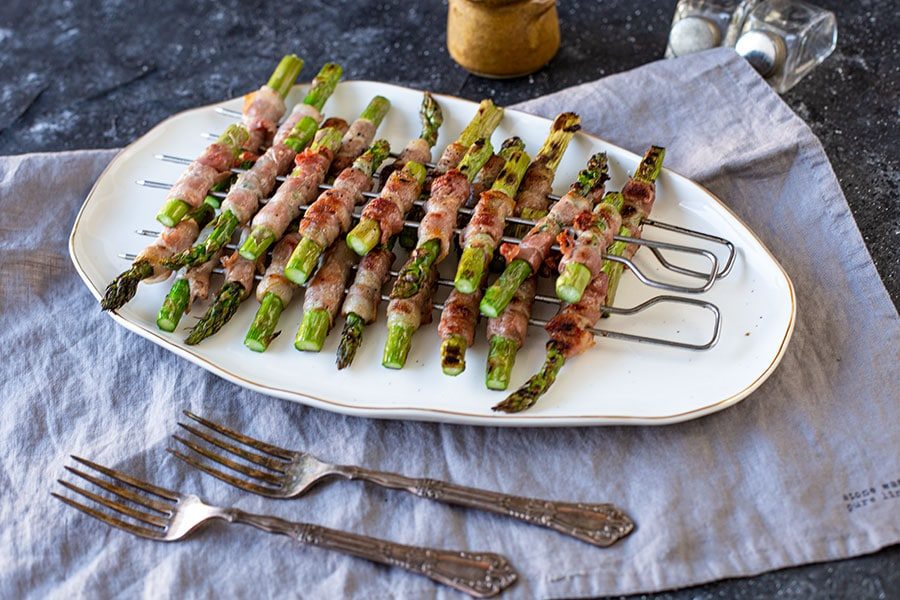 Spargel Spieße mit Schinken