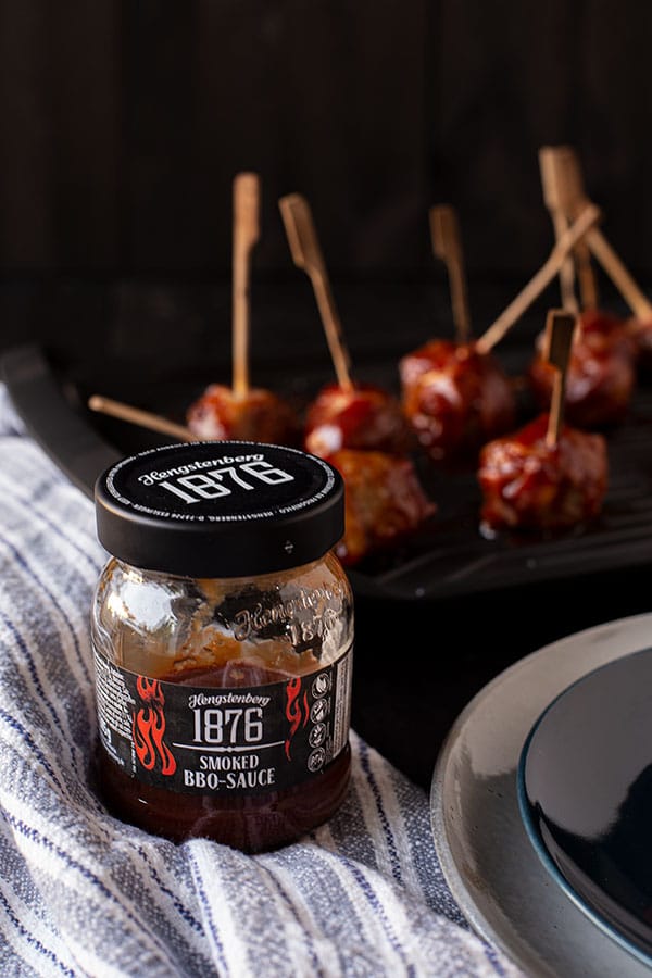 Moink Balls - Hackbällchen in Bacon 3 Smoked Barbecue Soße von Hengstenberg