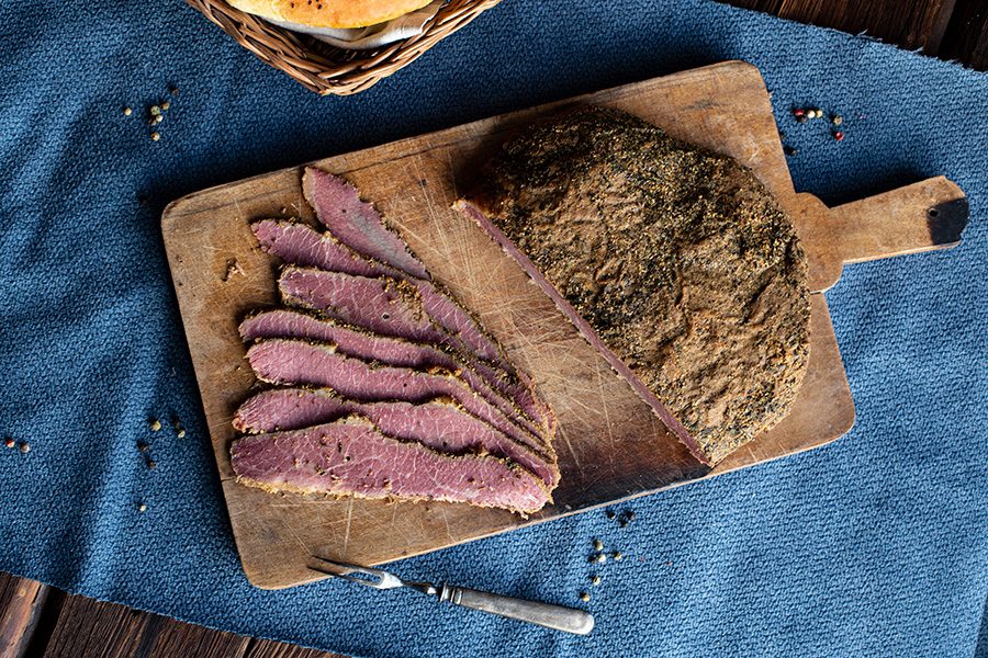Pastrami Rezept im Smoker - einfach mal selber machen 5 Fertiges selbstgemachtes Pastrami