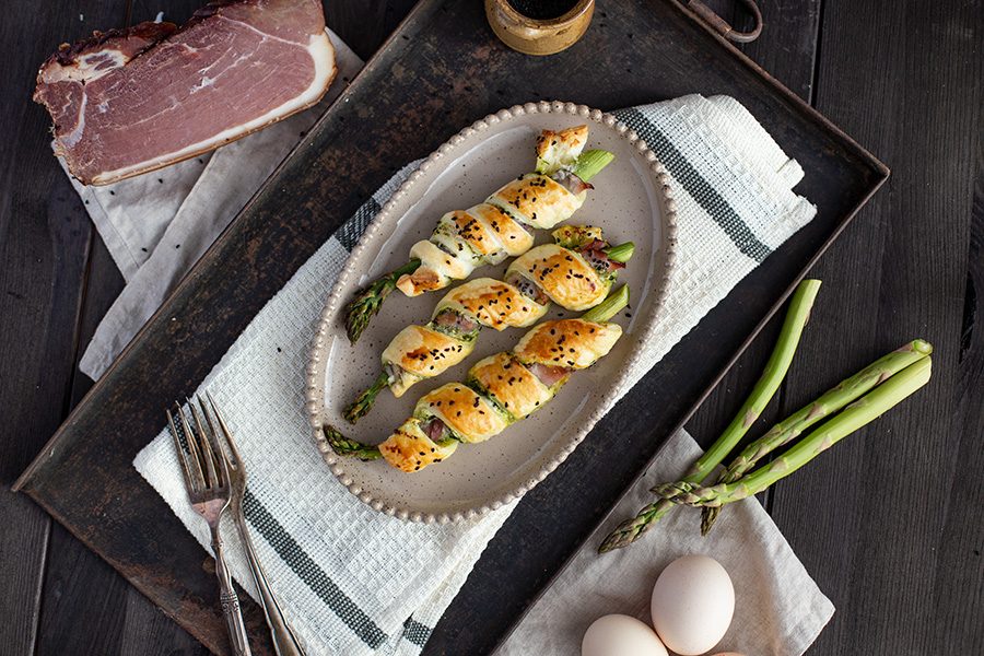 Grüner Spargel Blätterteig Stangen mit Schinken und Pesto 6 Grüner Spargel Pesto Stangen