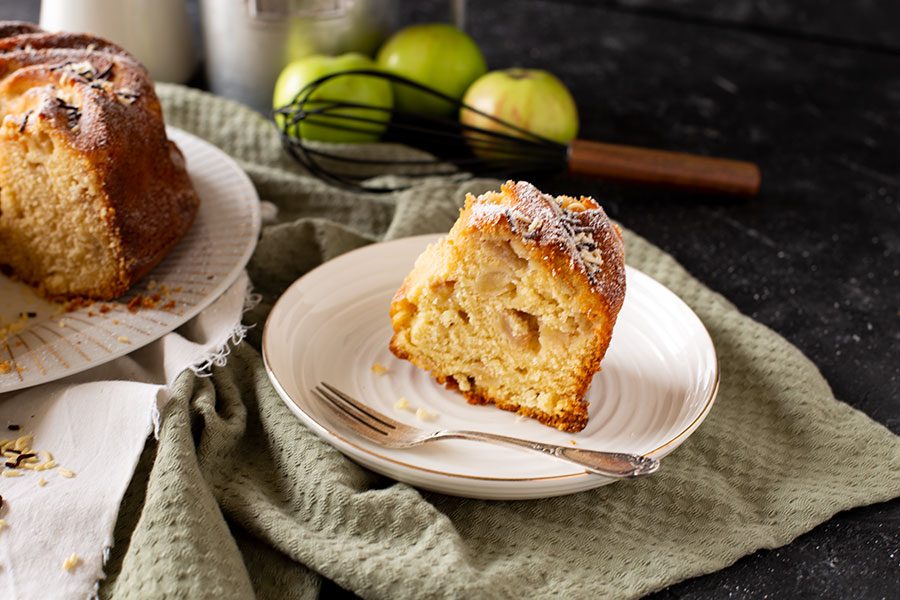Apfelkuchen mit Pudding Rezept - schnell & super saftig 11 Saftiger Gugelhupf mit Apfel