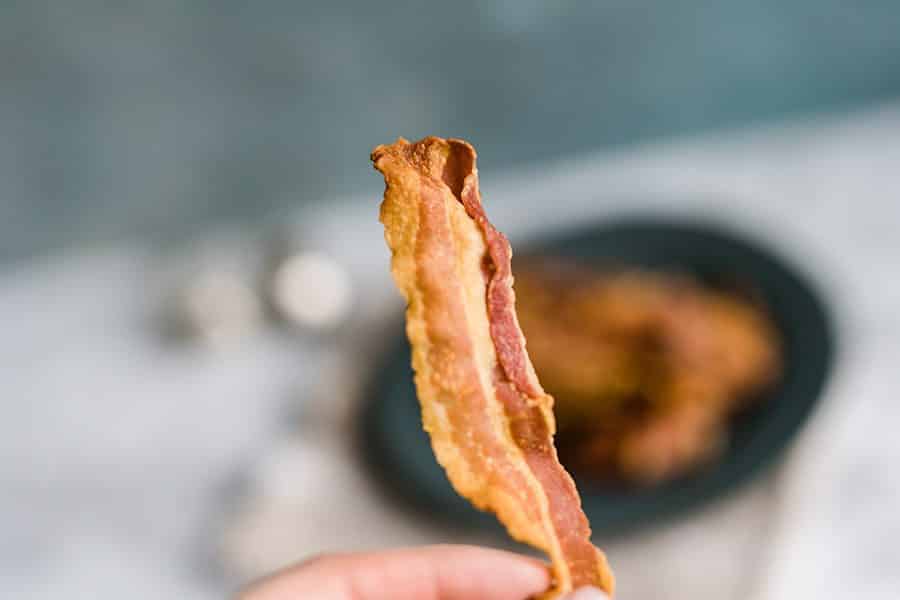 Knuspriger Bacon im Air Fryer zubereitet - super cross! 3 Bacon Rösch und knusprig