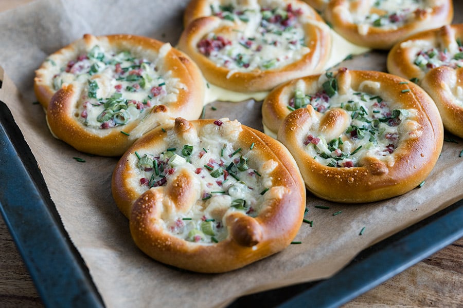 Flammkuchen mit Laugengebäck