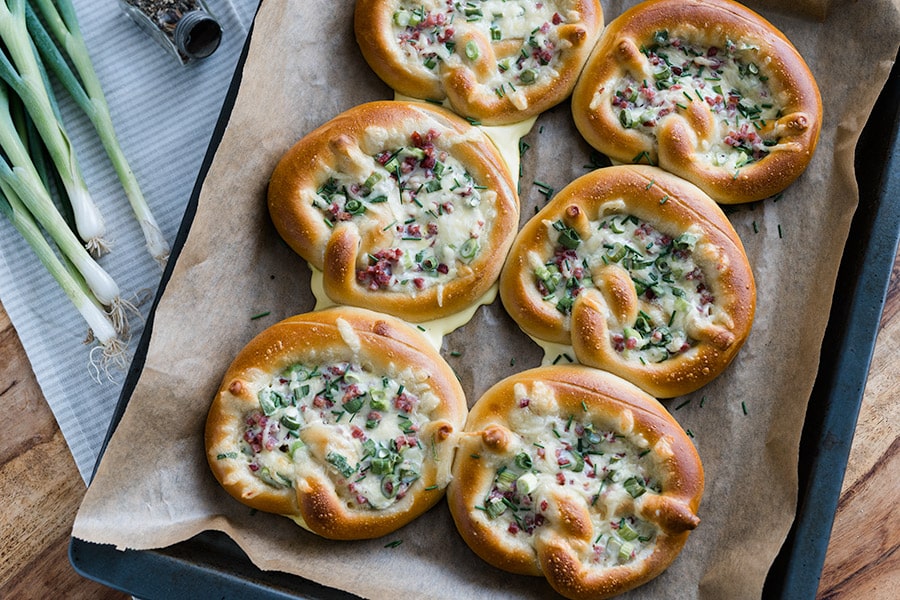 Flammkuchen Brezeln Rezept - ein Klassiker neu interpretiert