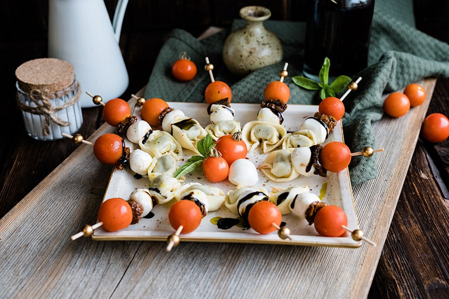 Tortellini Spieße mit Tomate Mozzarella