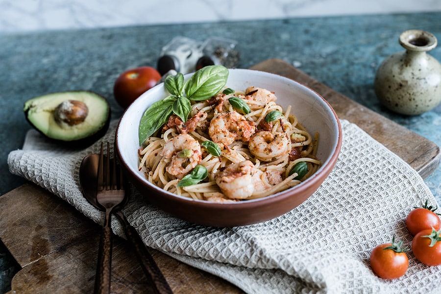 Pasta mit Tomaten Sahne Soße und Garnelen 7 Garnelen Tomaten Pasta Rezept