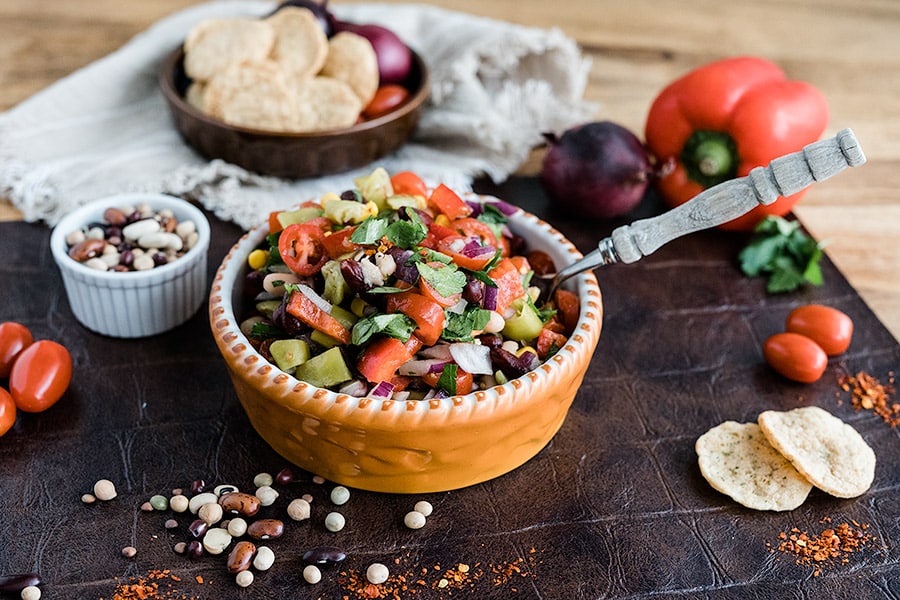 Cowboy Caviar Salat mit Bohnen zum Grillen 1 Bunter Grillsalat mit Bohnen