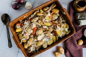 Griechisches Blechgericht vegetarisch