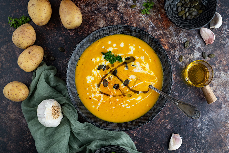 Hokkaido Kürbissuppe mit Kartoffeln 1 Hokkaido Kürbissuppe mit Kartoffeln Rezept