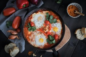 Einfache Shakshuka - isrealisches Pfannengericht
