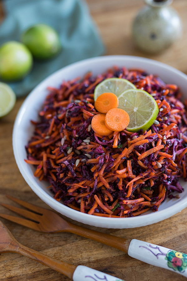 Weiße Bohnen Thunfisch Salat mit Zwiebeln und Oliven 7 Sizilianische Mandorlini Eierlikör Style